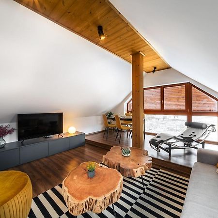 Cozy Mountain Attic Apartment In High Tatras Vel'ka Lomnica Exterior photo